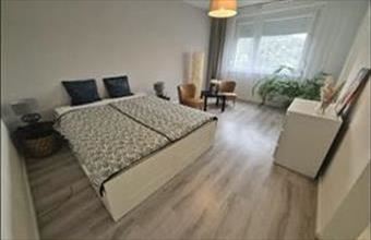 Eladó Tatabányai panel lakás hirdetés (12982693)