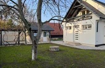 Eladó Velencei családi ház hirdetés (33867178)