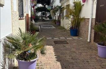 Eladó Spanyolországi sorház hirdetés (49938291)