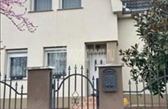 Eladó Nyíregyházai ikerház hirdetés (46923367)