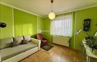 Eladó Budapest XV. kerületi csúsztatott zsalus lakás hirdetés (14143697)