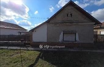 Eladó Orosházai lakóövezeti telek hirdetés (53892154)