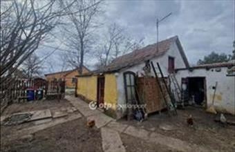 Eladó Ceglédi családi ház hirdetés (54436552)