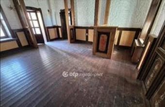 Eladó Szentesi üzlethelyiség utcafronton hirdetés (67335895)