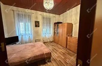 Eladó Keszthelyi családi ház hirdetés (88444437)