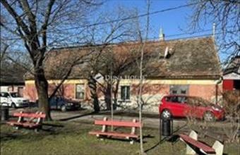 Eladó Székesfehérvári házrész hirdetés (23685469)