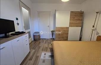 Eladó Pécsi panel lakás hirdetés (33155716)