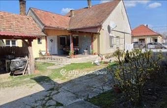 Eladó Felsőszentmártoni családi ház hirdetés (17291252)