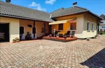 Eladó Siklósi családi ház hirdetés (22582474)