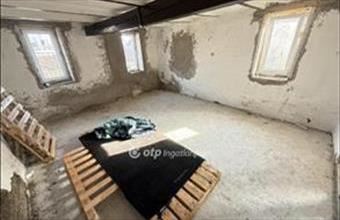 Eladó Tiszakécskei családi ház hirdetés (34393536)