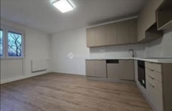 Eladó Pécsi panel lakás hirdetés (19341949)