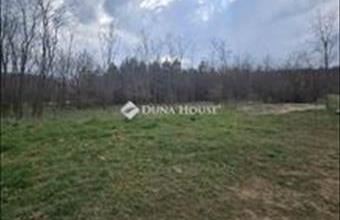 Eladó Pilisjászfalui lakóövezeti telek hirdetés (77644527)