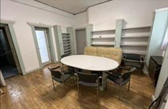 Kiadó Kecskeméti iroda irodaházban hirdetés (23165286)