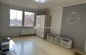 Eladó Budapest X. kerületi csúsztatott zsalus lakás hirdetés (31434952)