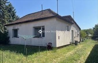 Eladó Dunakeszi családi ház hirdetés (93994494)