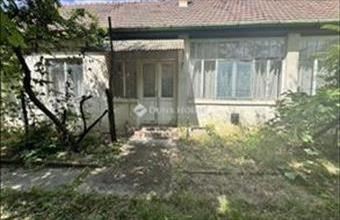 Eladó Szigetmonostori családi ház hirdetés (88344715)