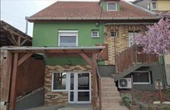 Eladó Kiskunhalasi családi ház hirdetés (78694459)