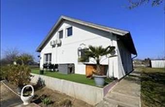 Eladó Fóti családi ház hirdetés (33933989)