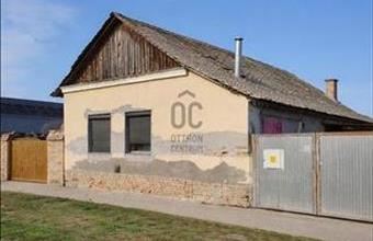 Eladó Apátfalvai családi ház hirdetés (96697179)