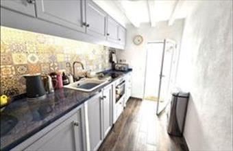 Eladó Spanyolországi sorház hirdetés (46451544)