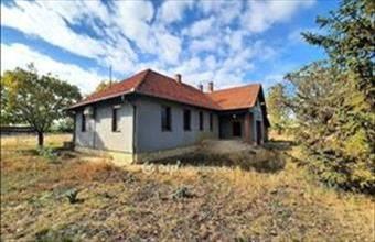 Eladó Kiskunfélegyházai családi ház hirdetés (21447439)