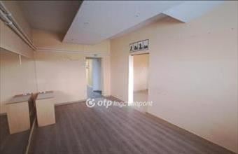 Kiadó Budapest XI. kerületi üzlethelyiség utcafronton hirdetés (32584443)