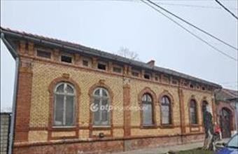 Eladó Kunszentmártoni egyéb lakás hirdetés (98365397)