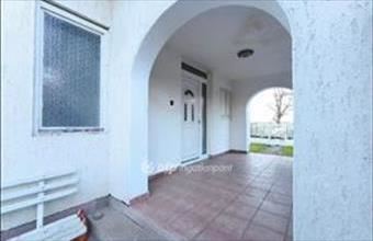 Eladó Orosházai családi ház hirdetés (44399494)