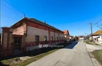 Eladó Kunszentmártoni egyéb lakás hirdetés (44373854)