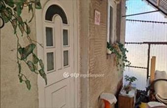 Eladó Kiszombori családi ház hirdetés (77333295)