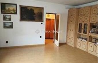 Eladó Budapest XV. kerületi családi ház hirdetés (92936133)