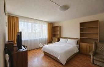 Eladó Budapest XV. kerületi csúsztatott zsalus lakás hirdetés (23319424)