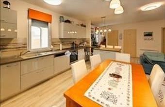 Eladó Kecskeméti családi ház hirdetés (74485477)