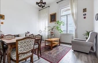 Eladó Budapest VI. kerületi tégla lakás hirdetés (77645293)