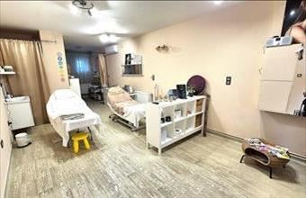 Eladó Kaposvári üzlethelyiség utcafronton hirdetés (47933979)