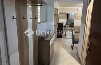 Eladó Balatonalmádi panel lakás hirdetés (14751235)