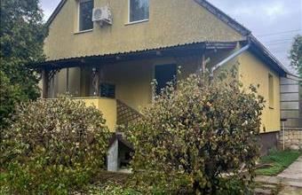 Eladó Vértesszőlősi családi ház hirdetés (44597997)