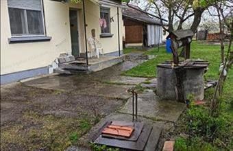 Eladó Besenyszögi családi ház hirdetés (73271223)