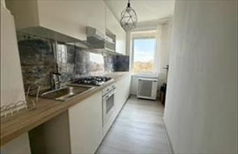 Eladó Váci tégla lakás hirdetés (32534634)