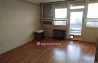 Eladó Pápai tégla lakás hirdetés (47198621)