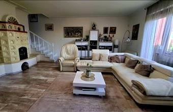 Eladó Pécsi családi ház hirdetés (93272388)