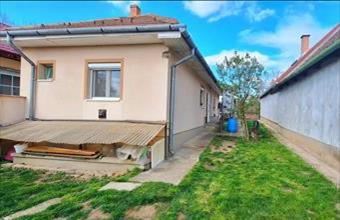 Eladó Csömöri családi ház hirdetés (72221593)