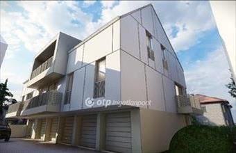 Eladó Hajdúszoboszlói tégla lakás hirdetés (74594585)