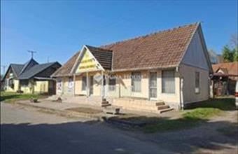 Eladó Záhonyi üzlethelyiség utcafronton hirdetés (77259424)