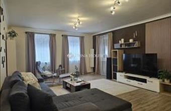 Eladó Siklósi családi ház hirdetés (73644228)