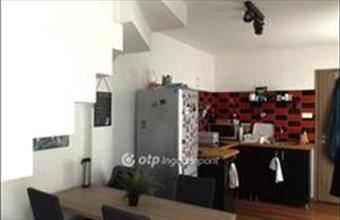 Eladó Budapest XXII. kerületi családi ház hirdetés (66793922)