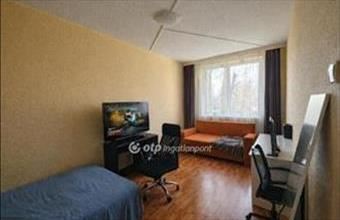 Eladó Budapest XV. kerületi csúsztatott zsalus lakás hirdetés (87449797)