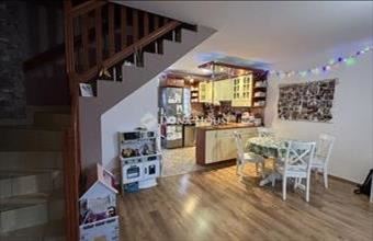 Eladó Üllői ikerház hirdetés (33397972)