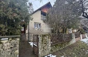 Eladó Csákvári családi ház hirdetés (94591625)