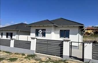 Eladó Őrbottyáni családi ház hirdetés (52254288)